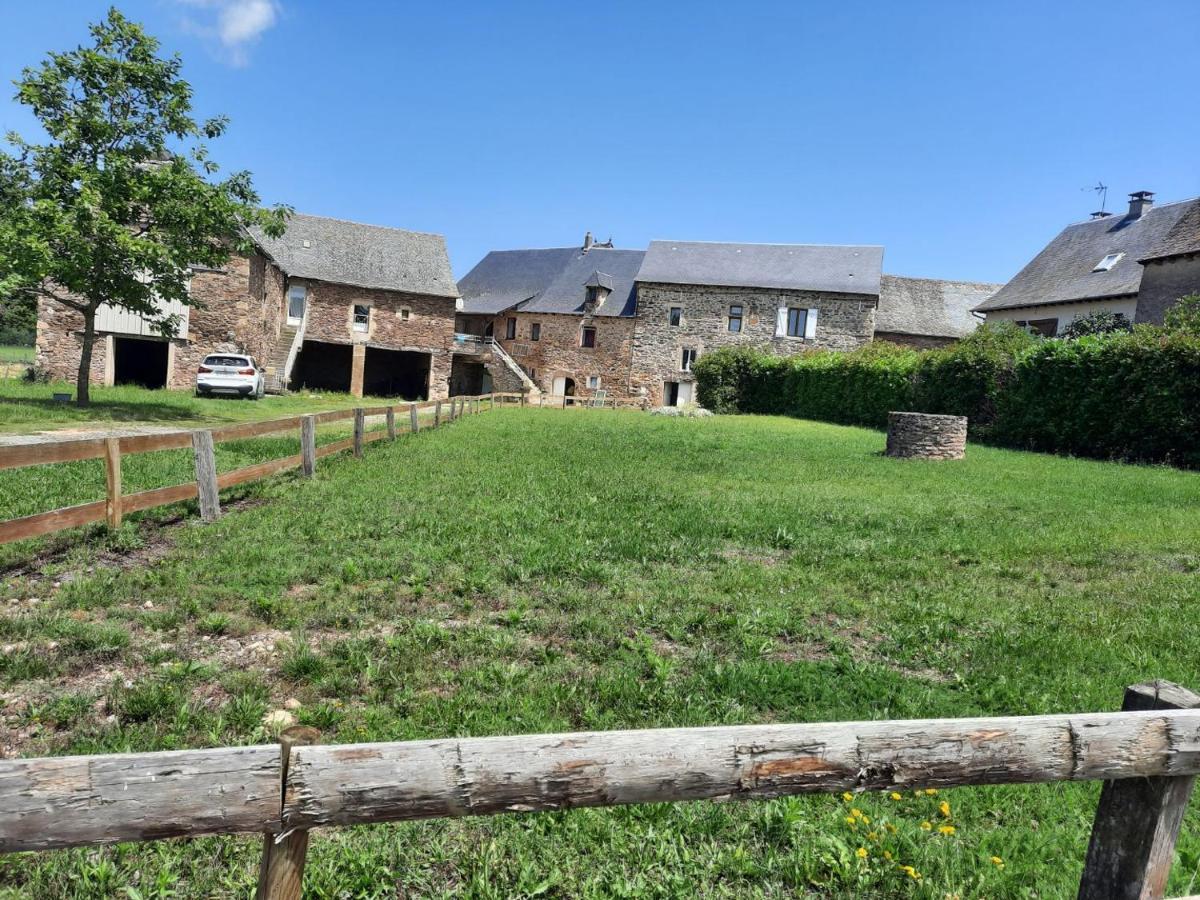Les Gites De La Bouldoire Le Marronnier Rignac  Exterior photo